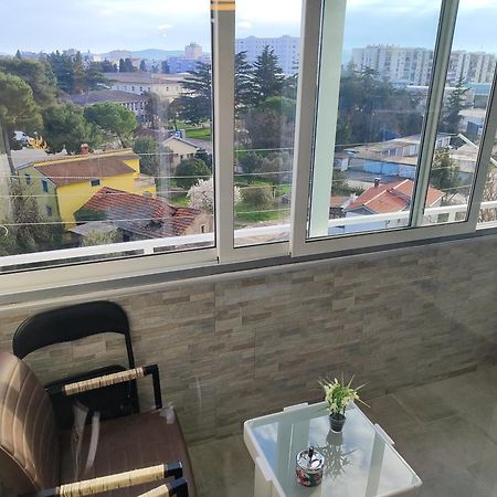 Apartment Zara With Garage ภายนอก รูปภาพ