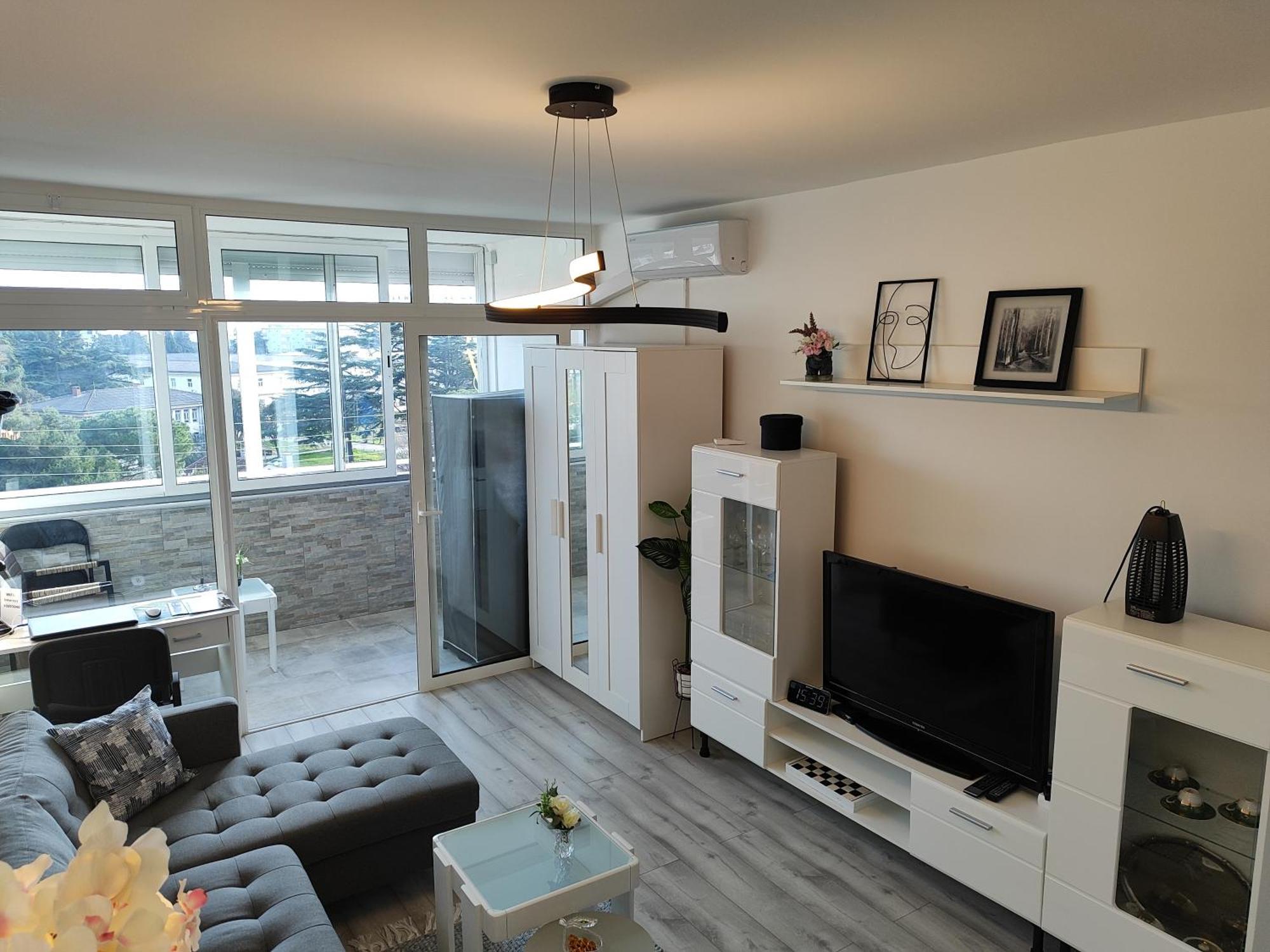 Apartment Zara With Garage ภายนอก รูปภาพ