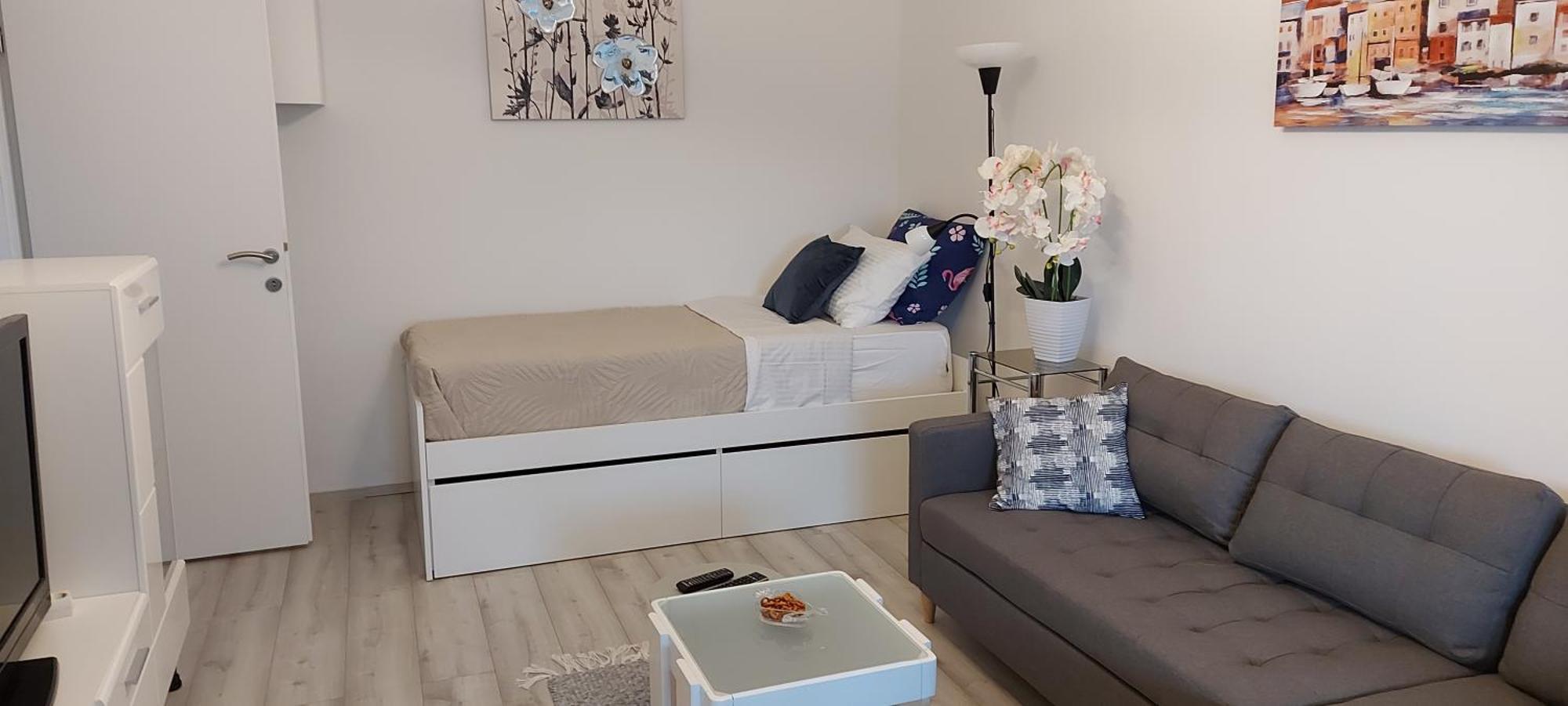 Apartment Zara With Garage ภายนอก รูปภาพ